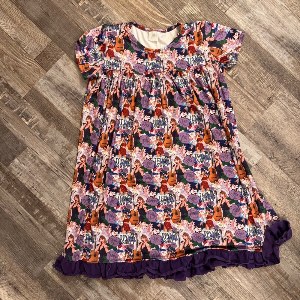 Bee Bug Boutique Girls Size 10 Taylor Swift Nightgown Purple Ruffle Hem